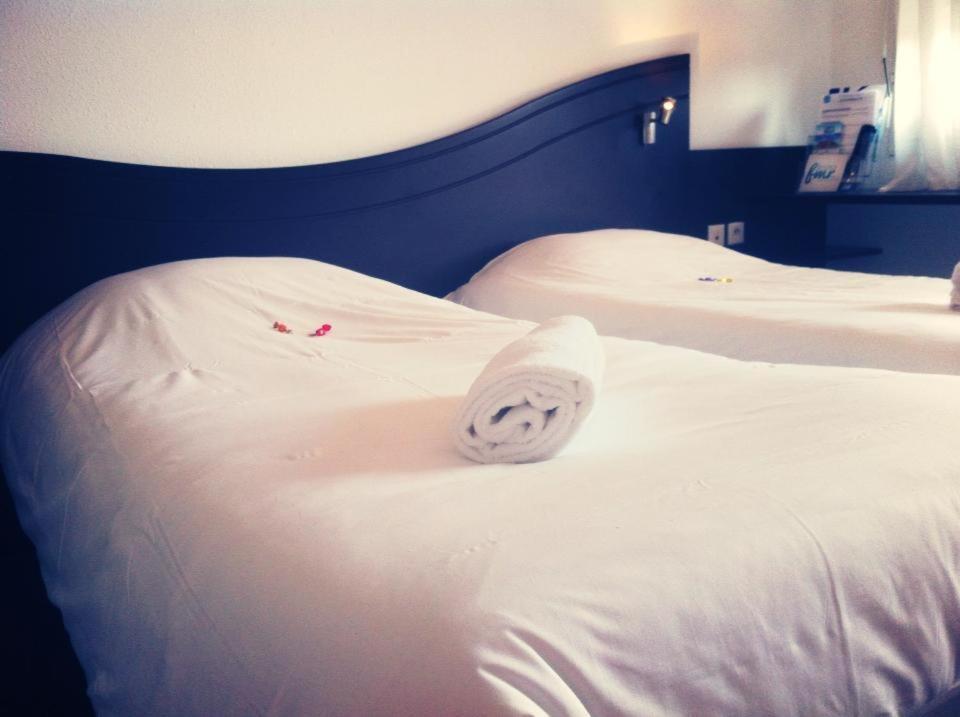 Couett' Hotel Rumilly Rumilly  Room photo